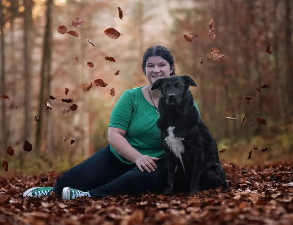 Michaela Reitmayr mit Hund Socki